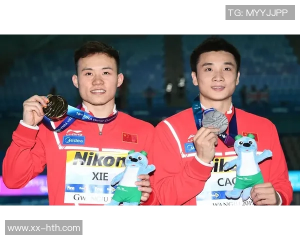 全市场动态多夫比克与埃尔莫索重返罗马合练利昂贝利继续单独训练状态观察 全市场动态多夫比克与埃尔莫索重返罗马合练利昂贝利继续单独训练状态观察